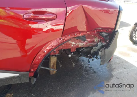 2025 Nissan Kicks Sr Intelligent Awd z USA, uszkodzony, nr VIN 3N8AP6DD6SL383016